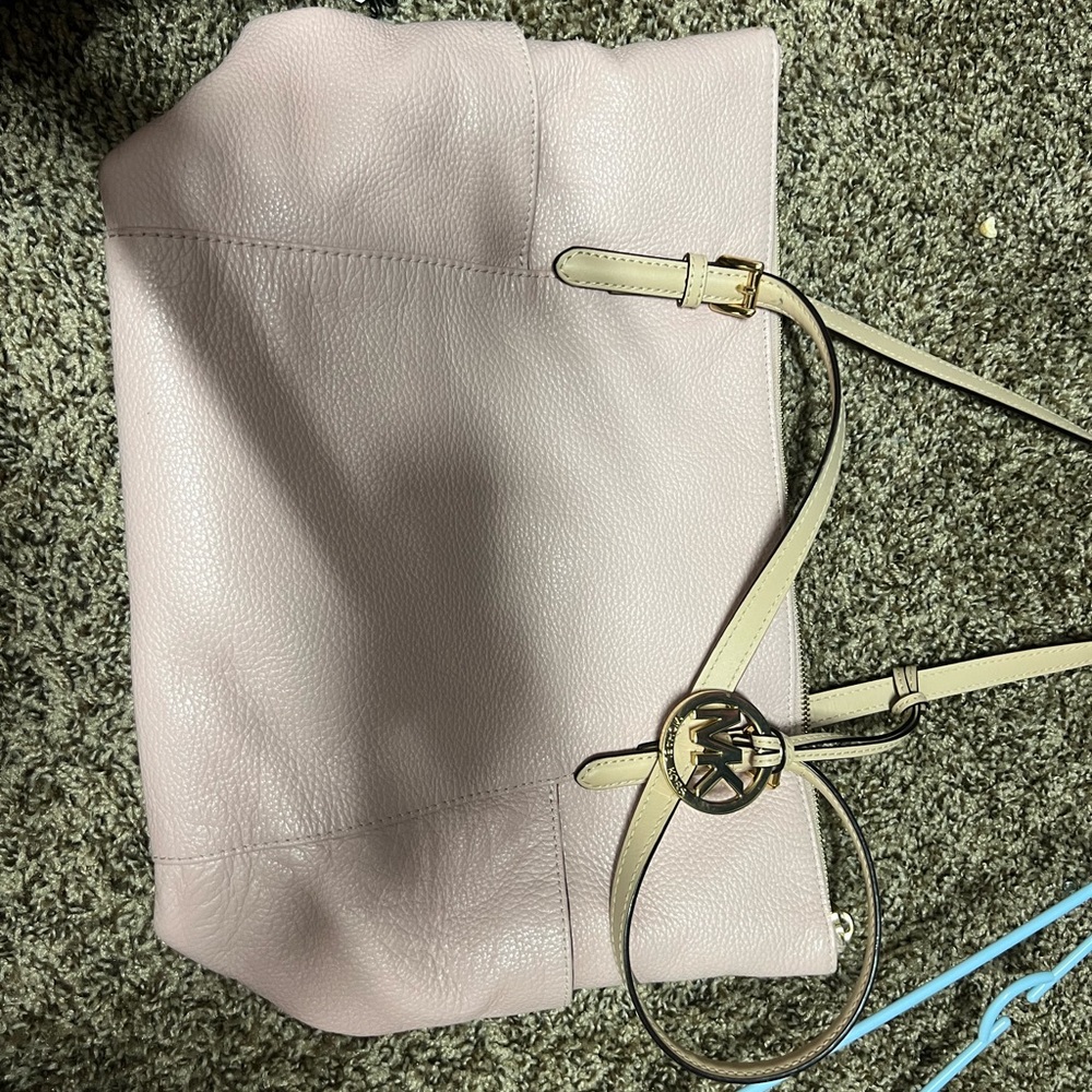 Michael Kors leather purse